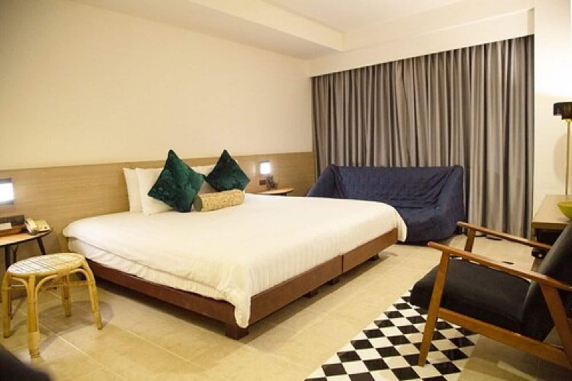 Baboona Beachfront Living Pattaya Extérieur photo