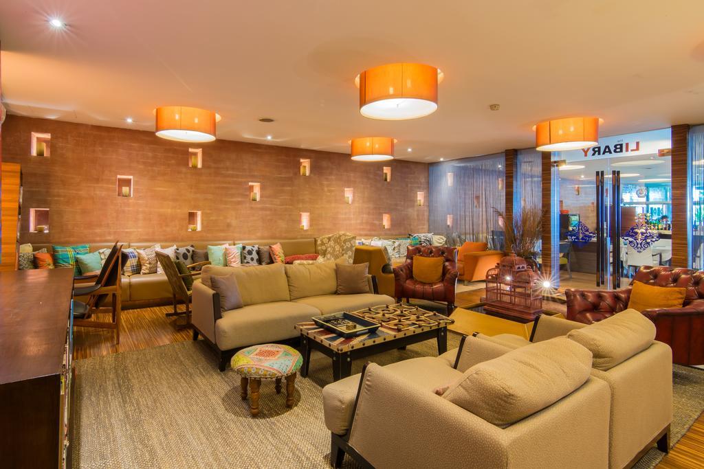 Baboona Beachfront Living Pattaya Extérieur photo