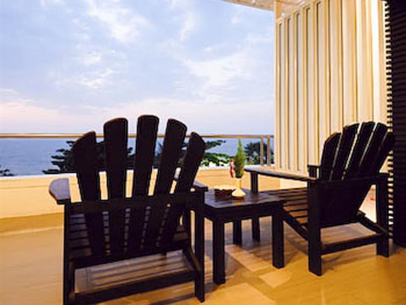 Baboona Beachfront Living Pattaya Extérieur photo