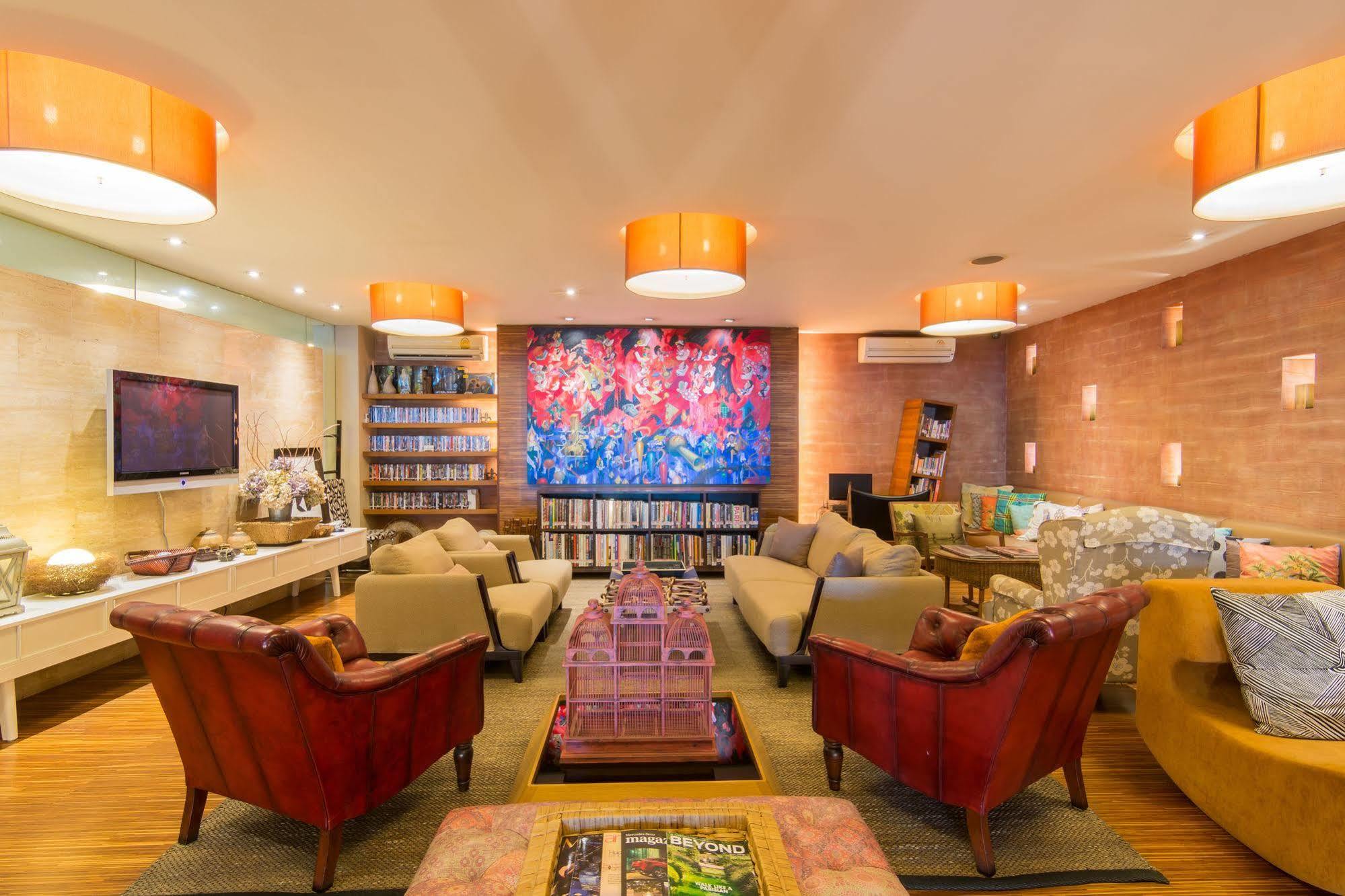 Baboona Beachfront Living Pattaya Extérieur photo
